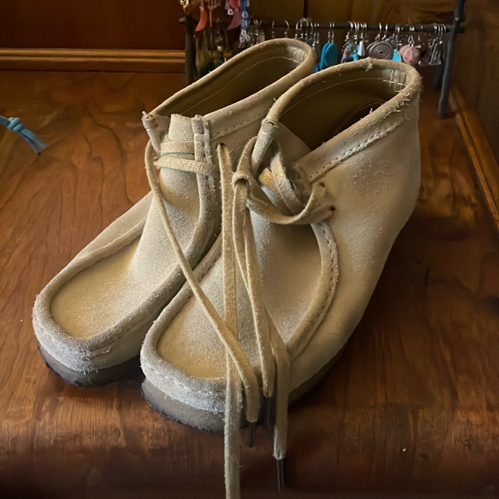 Clarks Wallabees